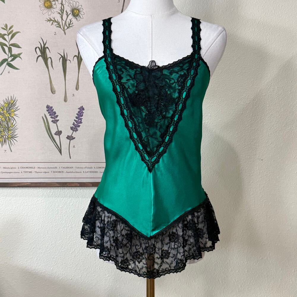 Vintage Satin Lace Cami Lingerie Top Sexy Witchy Dark Romantic Goth Vampire M